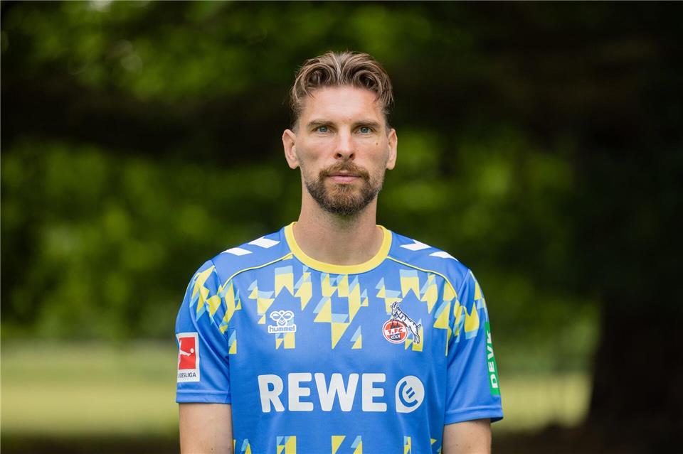 Ron-Robert Zieler wird im DFB-Pokal die Nummer eins und in der Fußball-Bundesliga die Nummer zwei des 1. FC Köln sein.Rolf Vennenbernd/dpa