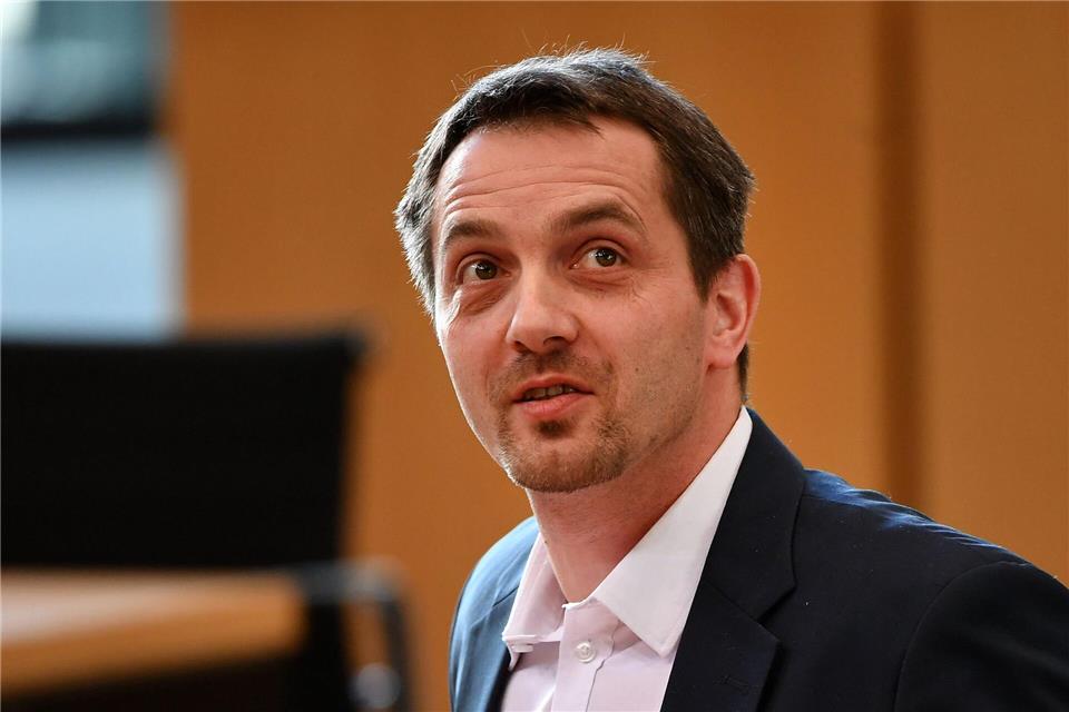 Ronald Hande möchte den Hintergründen der unbeabsichtigten Schussabgaben durch Dienstwaffen der Polizei weiter nachgehen. (Archivbild)Martin Schutt/dpa-Zentralbild/dpa