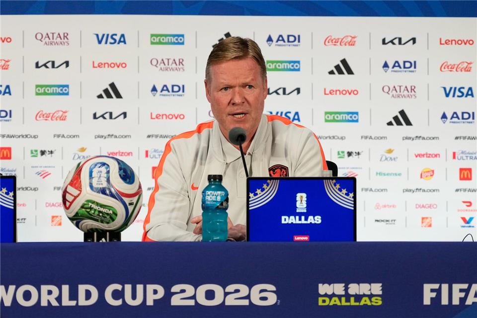 Ronald Koeman will mit den Niederlanden bei der WM weit kommen. (Archivbild)Tony Gutierrez/AP/dpa