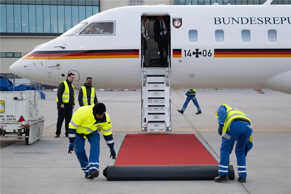 Roter Teppich für den BundeskanzlerBoris Roessler/dpa