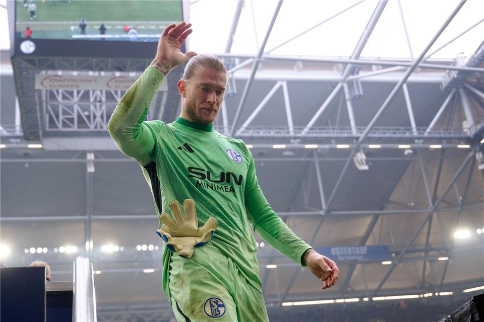 Rückkehr ungewiss: Schalke-Keeper Loris Karius kann bislang nur individuell trainierenBernd Thissen/dpa