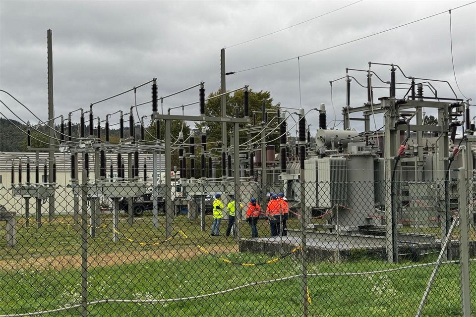 Rund 10.000 Haushalte waren stundenlang ohne Strom. Valentin Gensch/dpa
