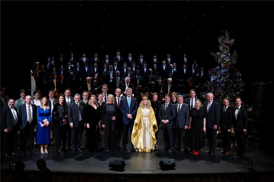 Rund 130.000 Euro betrugen die Kosten für das Adventskonzert. (Archivbild)Sven Hoppe/dpa