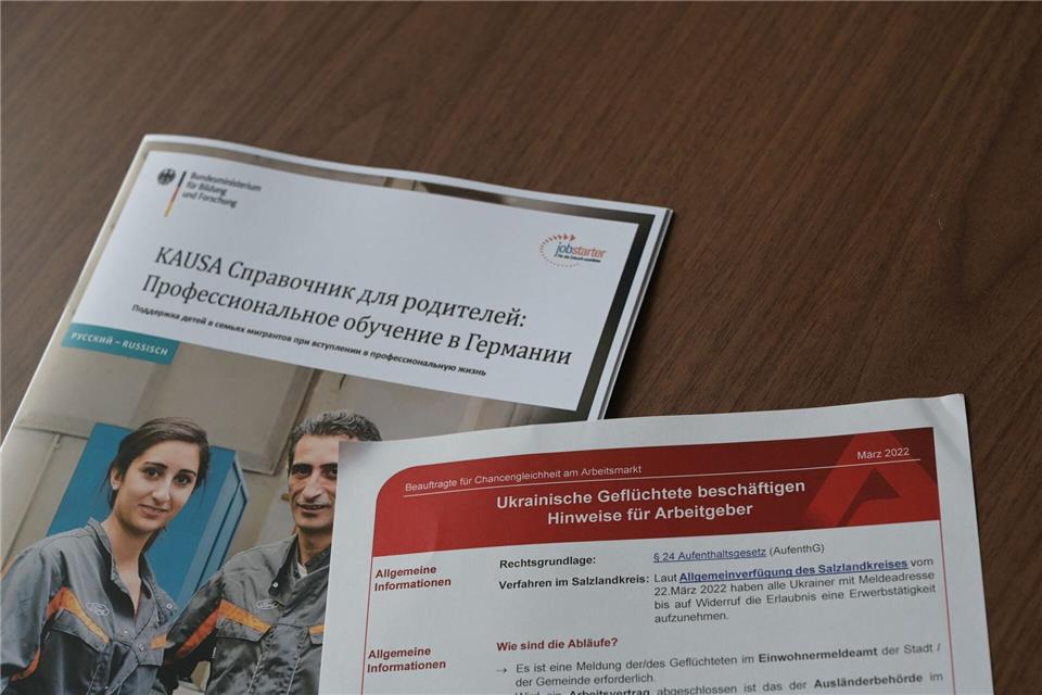 Rund 14.600 Ukrainerinnen und Ukrainer haben inzwischen in Sachsen eine Arbeit gefunden. (Symbolbild)Heiko Rebsch/dpa