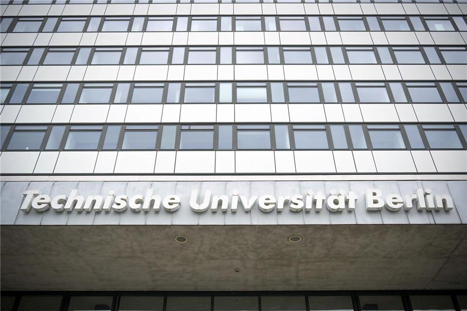 Rund 1.700 Menschen haben sich nach Angaben der Veranstalter für den Kongress angemeldet. (Symbolbild)Soeren Stache/dpa