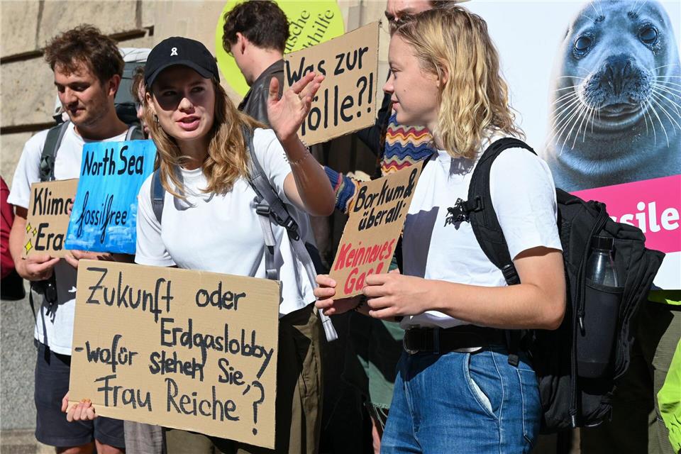 Rund 200 Teilnehmende werden für das Protestcamp erwartet. Vor Ort sind Workshops, Diskussionen und eine Großdemonstration geplant.Katharina Kausche/dpa