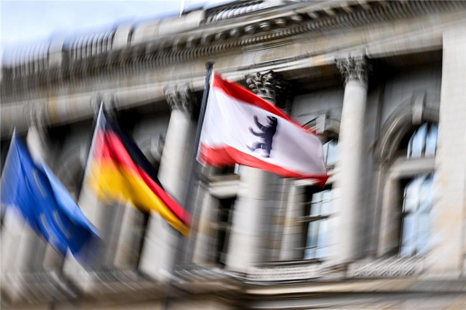Rund 2,5 Millionen Berlinerinnen und Berliner können am 20. September bei den Wahlen zum Abgeordnetenhaus sowie Bezirksverordnetenversammlungen ihre Stimme abgeben. (Symbolbild)Britta Pedersen/dpa