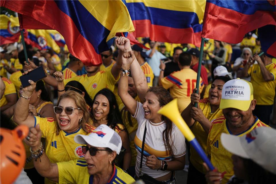 Rund 41 Millionen Bürgerinnen und Bürger waren zur Stimmabgabe aufgerufen.Ivan Valencia/AP/dpa