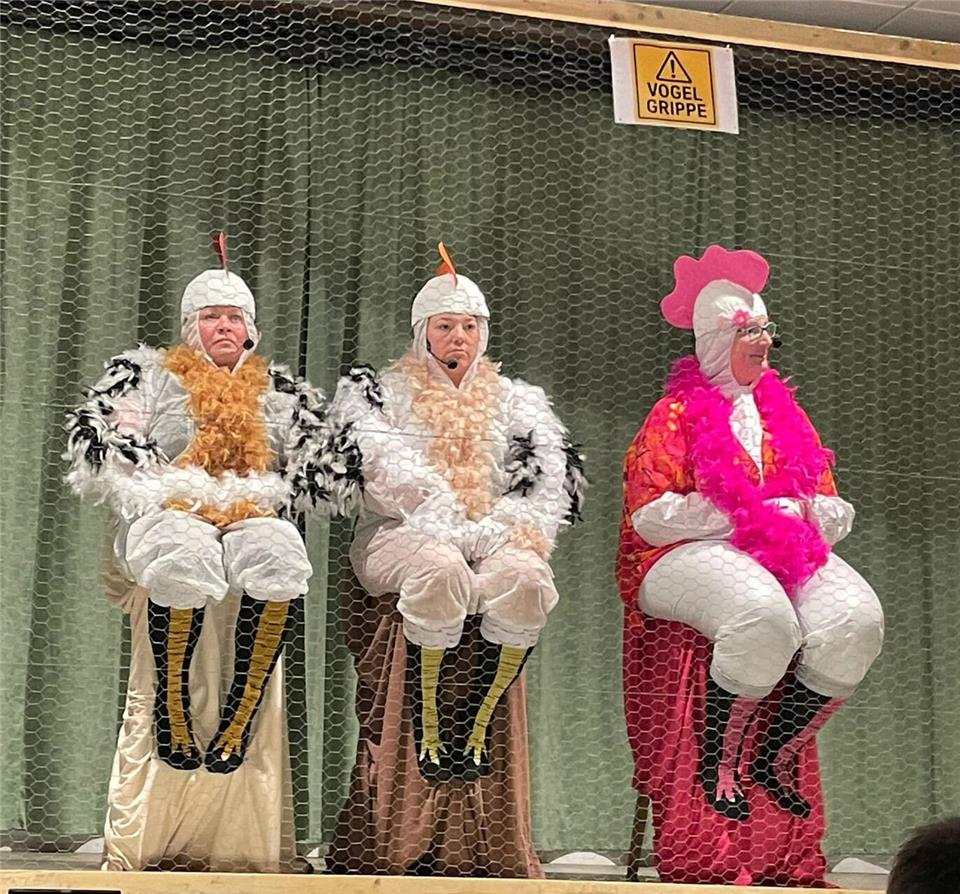 Rund 450 Gäste durften die Schauspielerinnen begrüßen.