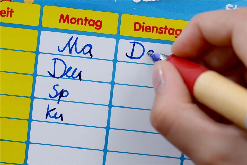 Rund 550.400 Schülerinnen und Schüler werden in Rheinland-Pfalz an den allgemeinbildenden und berufsbildenden Schulen unterrichtet. (Symbolbild)Hendrik Schmidt/dpa
