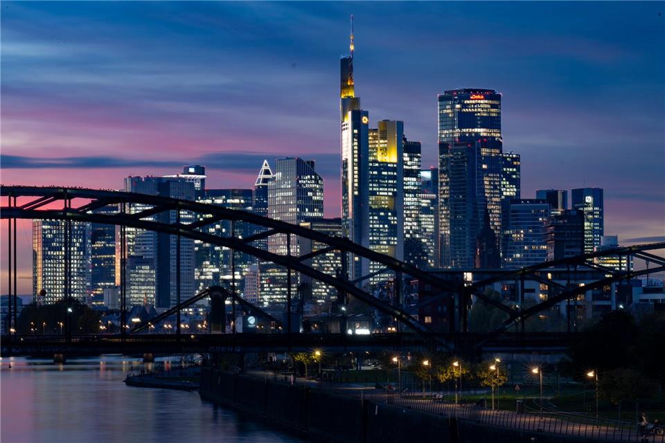 Rund 6,36 Millionen Übernachtungsgäste wurden im letzten Jahr in Frankfurt gezählt (Symbolbild)Boris Roessler/dpa