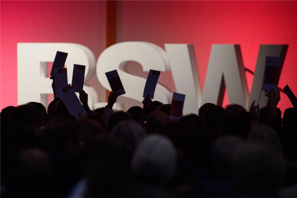 Rund 660 Delegierte bestimmen in Magdeburg mit.Klaus-Dietmar Gabbert/dpa