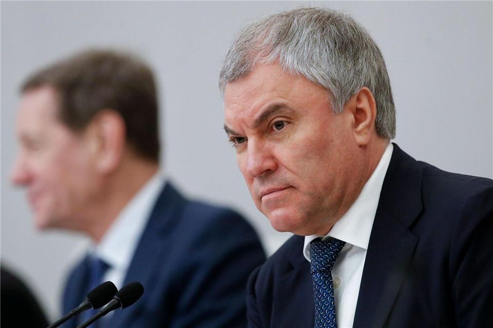 Russlands Parlamentschef Wjatscheslaw Wolodin droht der Ukraine mit Massenvernichtungswaffen. (Archivbild)-/AP/dpa