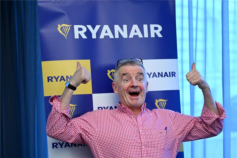 Ryanair-Chef Michael O’Leary beugt sich „widerwillig“ Fluggastrechten britischer und europäischer Behörden. Roland Schlager/APA/dpa