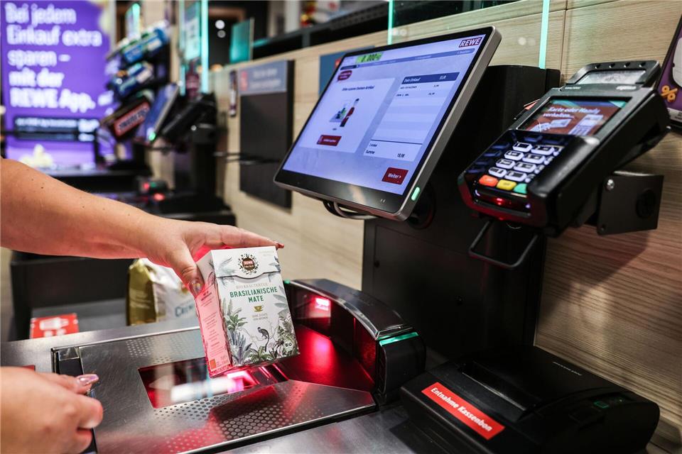 SB-Kassen sind im deutschen Einzelhandel inzwischen weit verbreitet.Oliver Berg/dpa