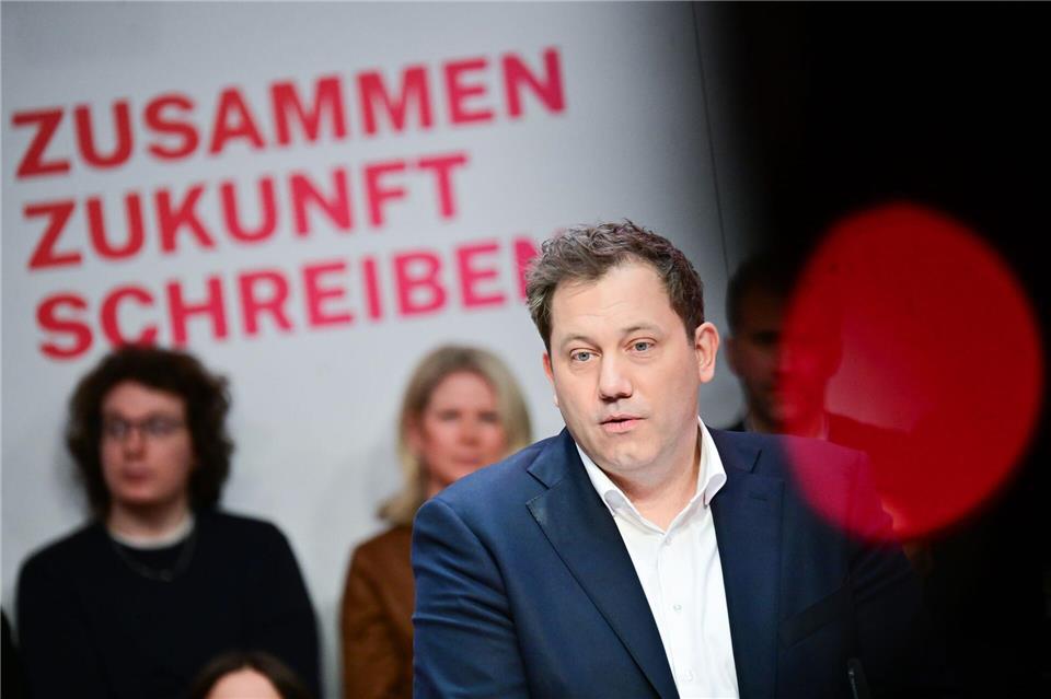 SPD-Chef Klingbeil sagt, das liberale Zeitalter gehe zu Ende. Sebastian Christoph Gollnow/dpa