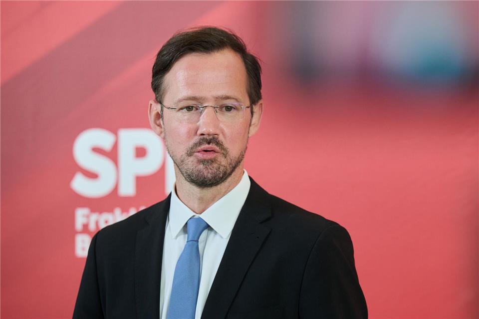 SPD-Fraktionsgeschäftsführer Wiese: „Stahlgipfel“ darf kein Einzelereignis bleiben. (Archivbild)Annette Riedl/dpa