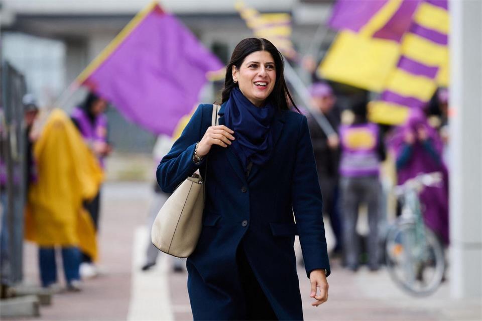 SPD-Fraktionsvorsitzende Derya Caglar nahm an den Sondierungsgesprächen teil. Annette Riedl/dpa