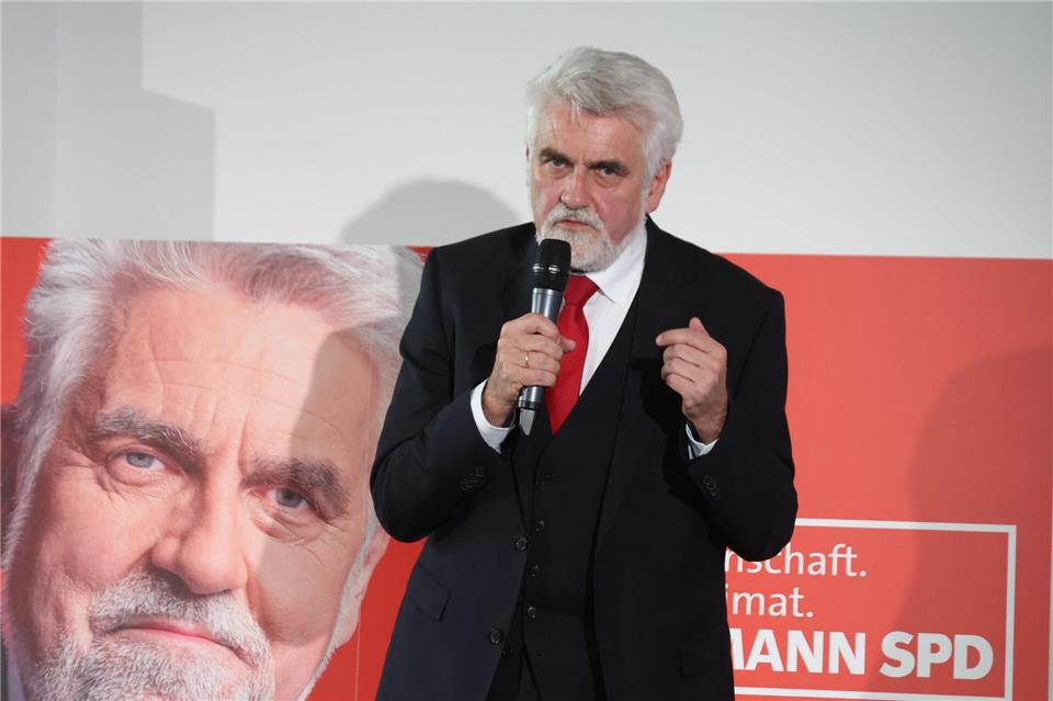 SPD-Spitzenkandidat Armin Willingmann wirbt im Landtagswahlkampf für kostenlose Kitas und mehr Zuwanderung in den Arbeitsmarkt. (Archivbild) Matthias Bein/dpa