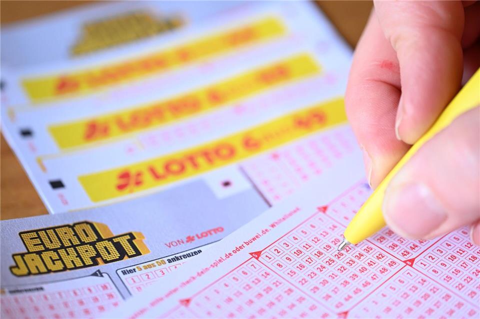 Saartoto zieht Bilanz für das Tipper-Jahr 2025 (Symbolbild)Bernd Weißbrod/dpa