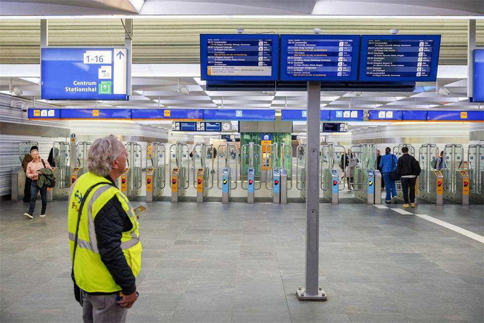 Sabotage im Bahnverkehr der Niederlande führte zu erheblichen Störungen.Vincent Jannink/ANP/dpa