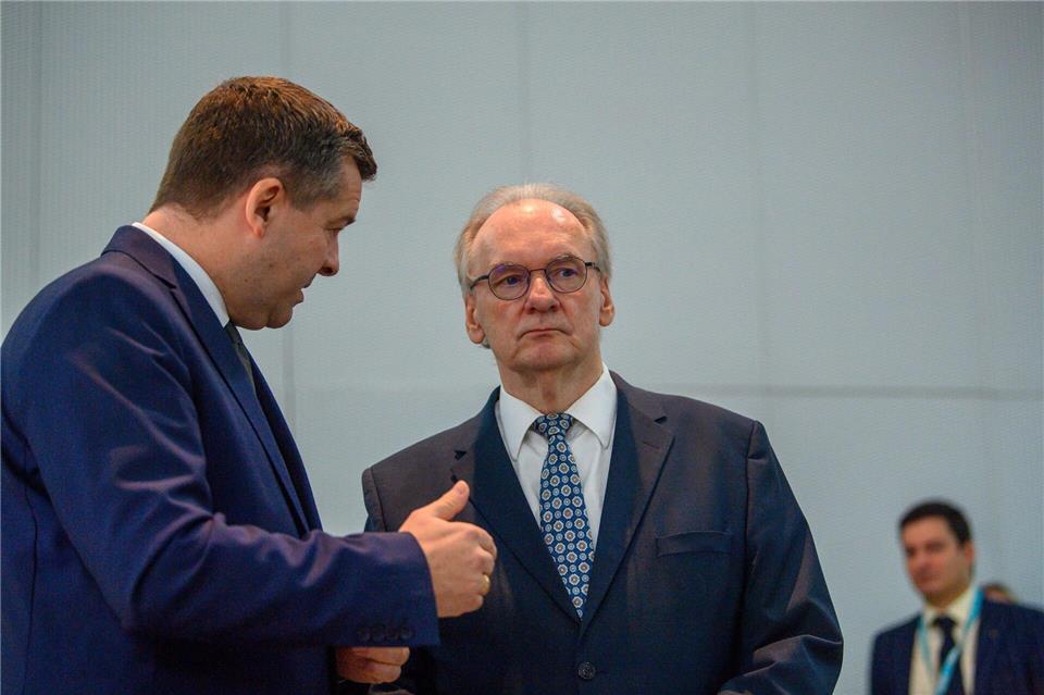 Sachsen-Anhalts Ministerpräsident Reiner Haseloff (CDU) hat die CDU vor der Landtagswahl im nächsten Jahr zu Geschlossenheit aufgefordert.Klaus-Dietmar Gabbert/dpa