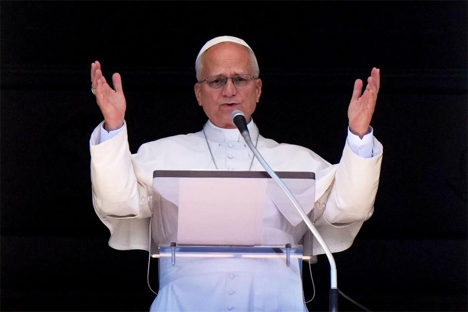 Sachsen feiert in diesem Jahr das 30-jährige Bestehen des Kirchenvertrages mit dem Heiligen Stuhl in Rom. Eine Delegation aus dem Freistaat wird dazu von Papst Leo XIV. empfangen. (Archivbild)Andrew Medichini/AP/dpa
