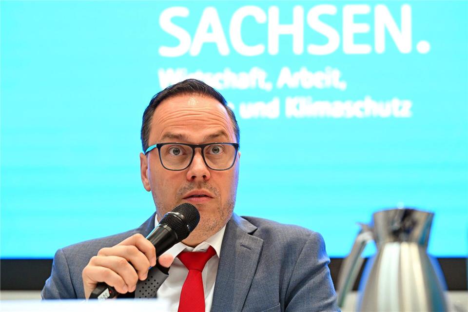 Sachsen vereinfacht Rückzahlungen der Corona-Soforthilfen Sachsen vereinfacht Rückzahlungen der Corona-SoforthilfenElisa Schu/dpa