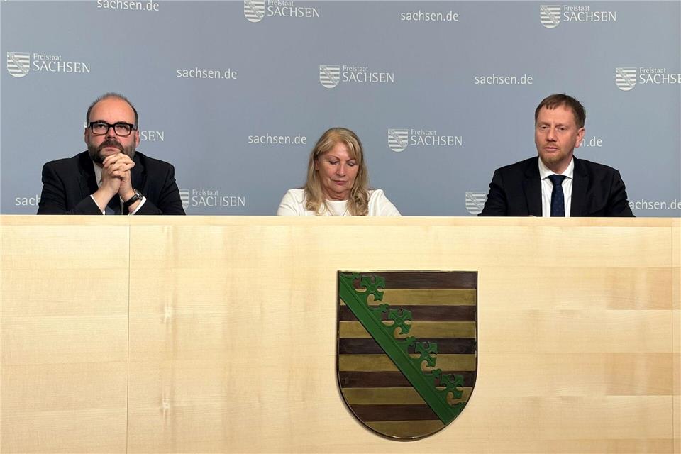 Sachsen will bis 2040 durch Altersabgänge knapp 9.000 Stellen abbauen. Sebastian Münster/dpa