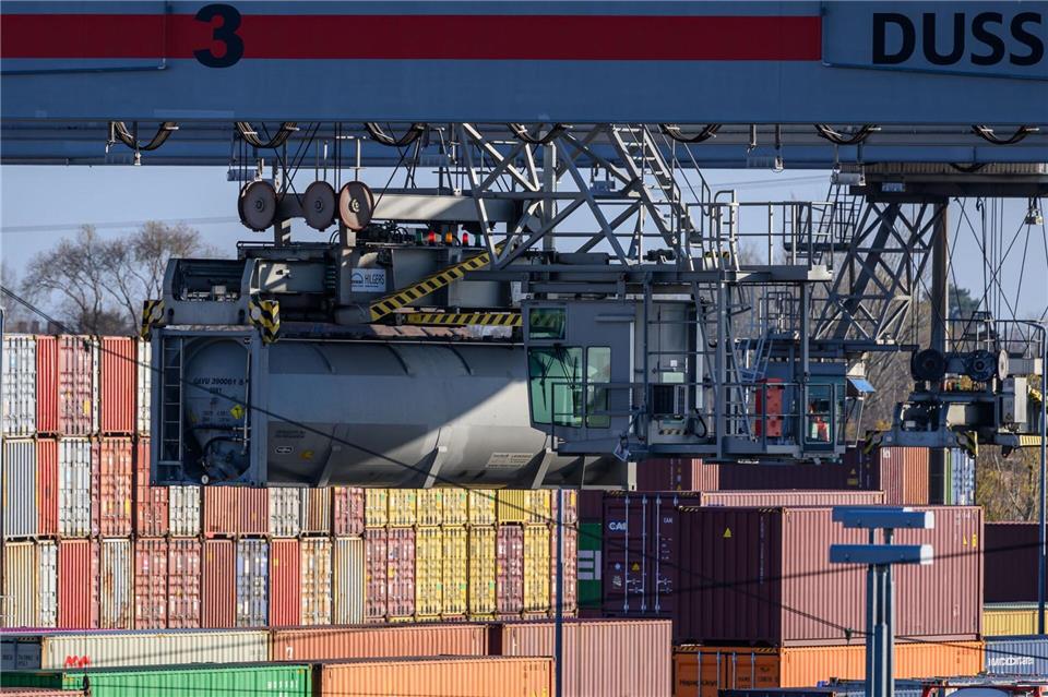 Sachsen will mit einem südindischen Bundesstaat wirtschaftlich zusammenarbeiten. (Symbolbild)Hendrik Schmidt/dpa