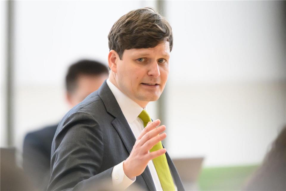 Sachsens Kultusminister Conrad Clemens (CDU) sieht Versäumnisse in der früheren sächsischen Bildungspolitik.Robert Michael/dpa