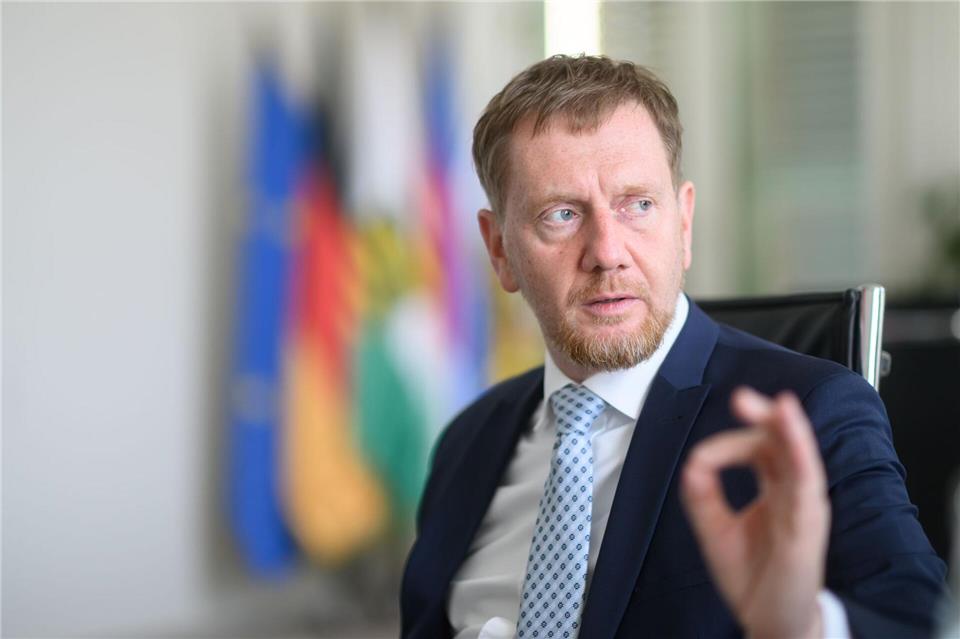 Sachsens Ministerpräsident Michael Kretschmer (CDU) warnt vor einer Zentralisierung der EU-Förderung (Archivbild)Robert Michael/dpa