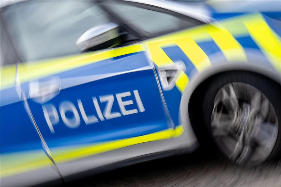 Sachsens Polizisten werden zu ihrer Zufriedenheit befragt. (Symbolbild)Hendrik Schmidt/dpa