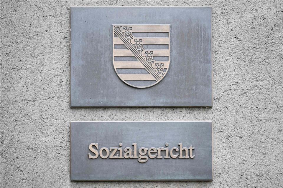 Sachsens Sozialgerichte melden mehr Klagen und Eilverfahren. (Symbolbild)Sebastian Kahnert/dpa