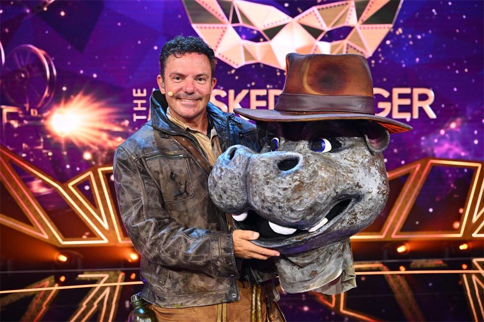 Sänger und Trompeter Stefan Mross ist in der neuen Staffel der ProSieben-Show „The Masked Singer“ demaskiert worden. Willi Weber/Joyn/dpa