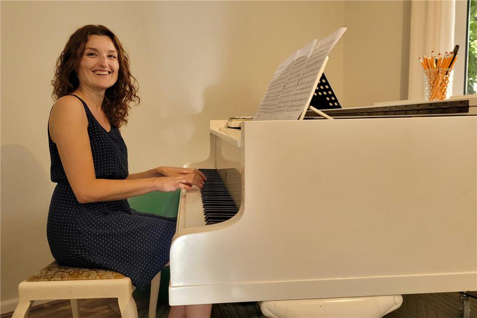 Sängerin und Musikgeragogin Annika Stegger leitet das generationsübergreifende Projekt.