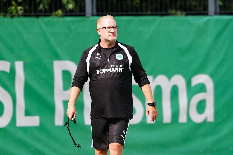 Sah eine Niederlage seiner Fürther im ersten Sommertest: Trainer Heiko Vogel (Archivbild)Daniel Löb/dpa