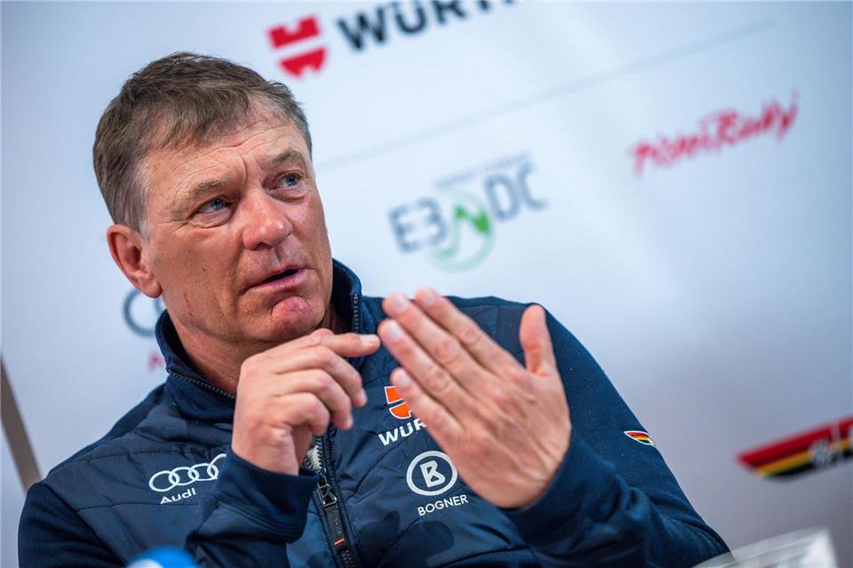 Sah nur wenige Lichtblicke im deutschen Ski-Team: Sportvorstand Wolfgang Maier.Jens Büttner/dpa