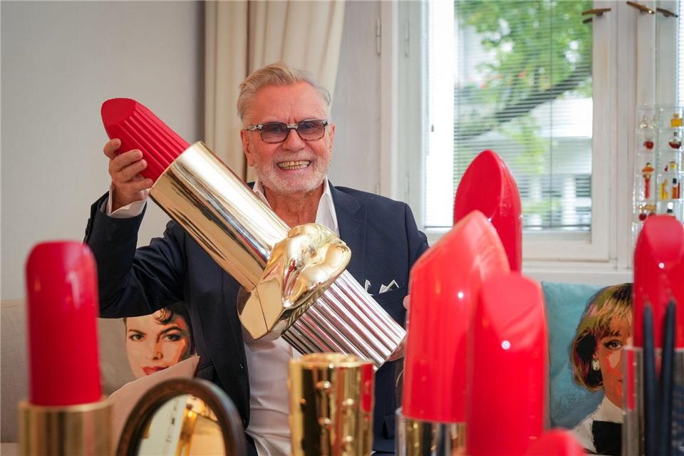 Sammelt gerne Lippenstifte: der Berliner Visagist René Koch.Soeren Stache/dpa