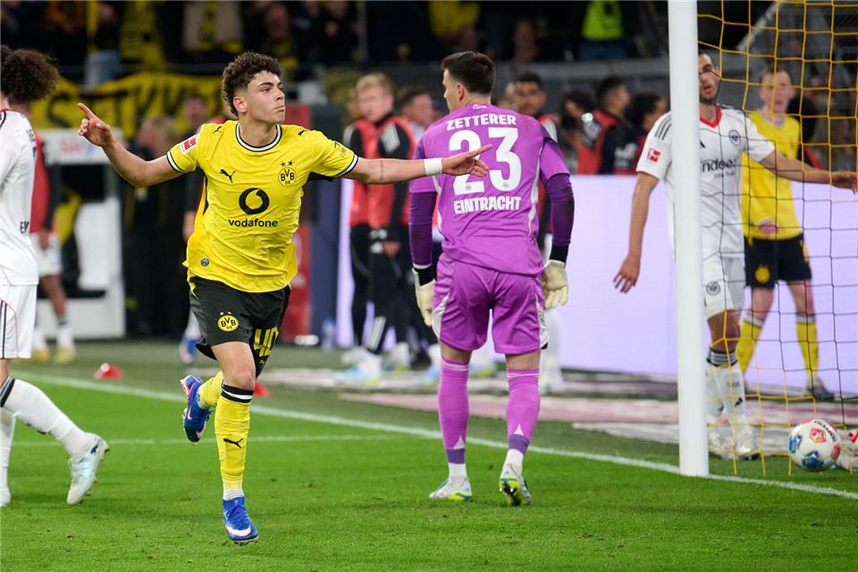 Samuele Inácio will in Zukunft noch öfter für den BVB jubeln. (Archivbild)Bernd Thissen/dpa