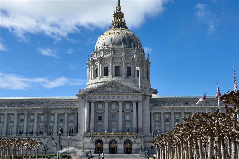 San Francisco will ein Verbot „irreführender“ Vermarktung und finanzielle Wiedergutmachung. (Archivbild)Andrej Sokolow/dpa