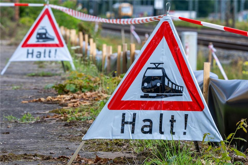 Sanierung der Bahnstrecke Berlin - HamburgJens Büttner/dpa