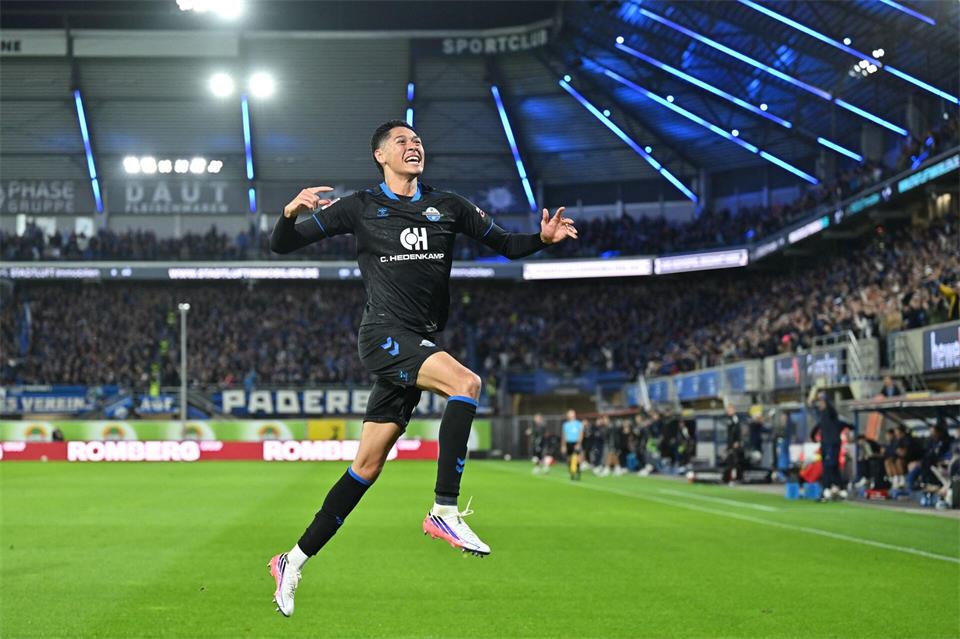 Santiago Castaneda erzielte den ersten Saisontreffer für den SC Paderborn.Swen Pförtner/dpa