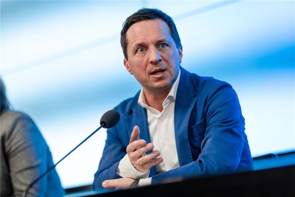 Sascha Binder kritisiert die langsame Regierungsbildung in Baden-Württemberg. Christoph Schmidt/dpa