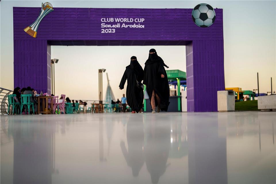Internationale Pressestimmen zur WM-Vergabe Saudi-Arabien probt mit diversen anderen Events den Ernstfall.Manu Fernandez/AP/dpa