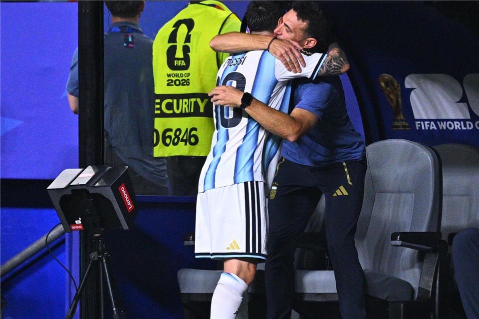 Scaloni und Messi - das passt. (Archivbild)Tom Weller/dpa