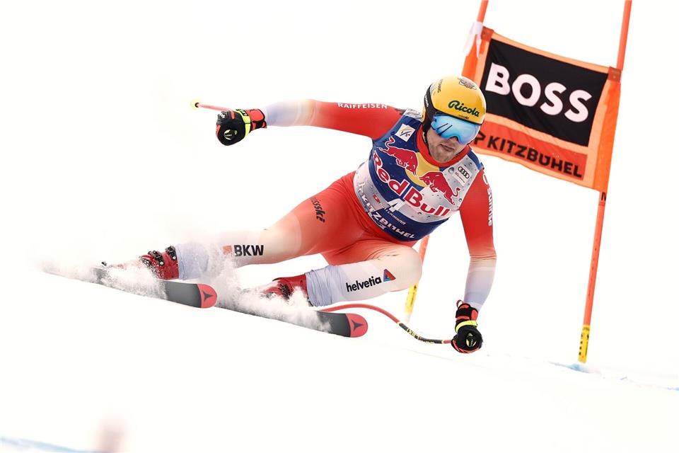 Schaffte es nach einer Krebserkrankung nochmal zurück in den Weltcup: Niels Hintermann aus der Schweiz. (Archivbild)Gabriele Facciotti/AP/dpa