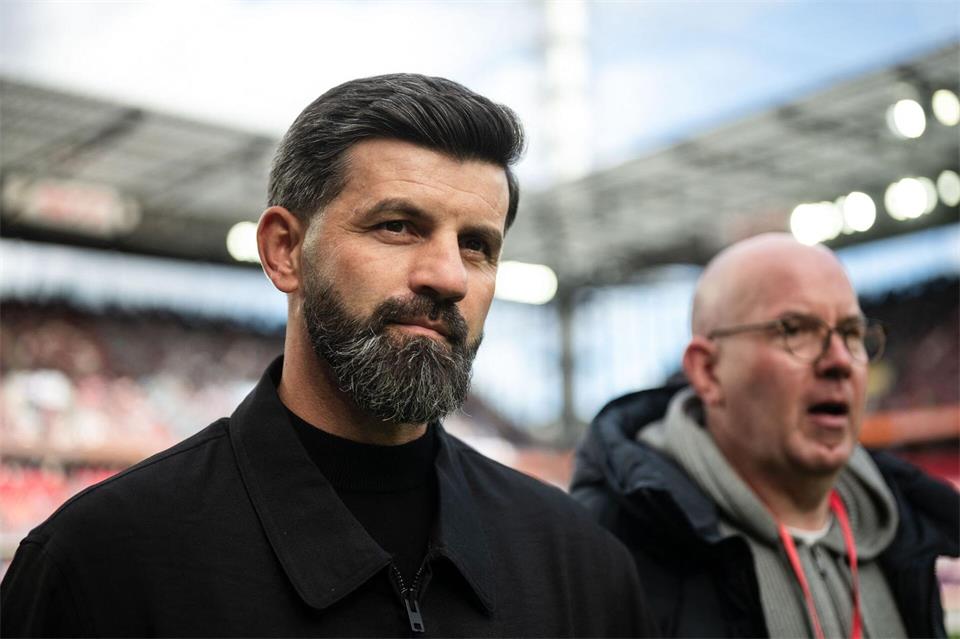 Schalke-Trainer Miron Muslic spricht sich für mehr „Coaching-Hygiene“ aus.Marius Becker/dpa