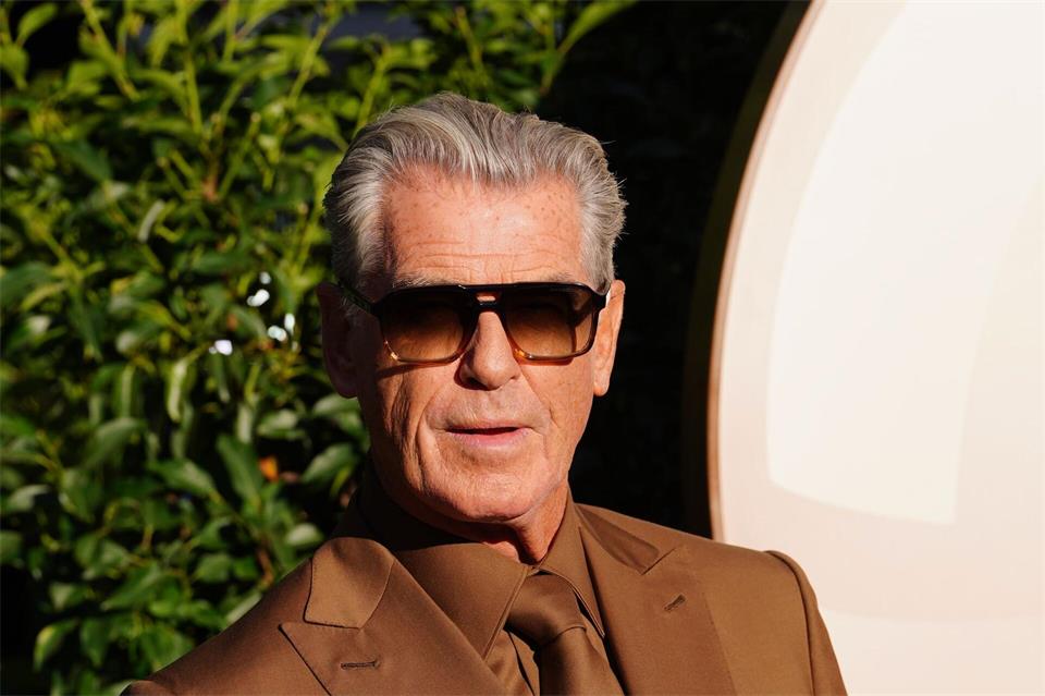 Schauspieler Pierce Brosnan denkt auch mit 73 Jahren nicht an die Rente.Ian West/PA Wire/dpa