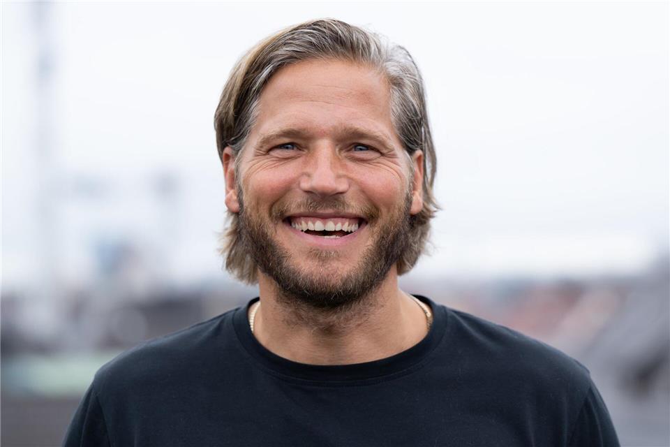 Schauspieler Sebastian Ströbel hat einen Weihnachtsbrauch. (Archivbild)Sven Hoppe/dpa